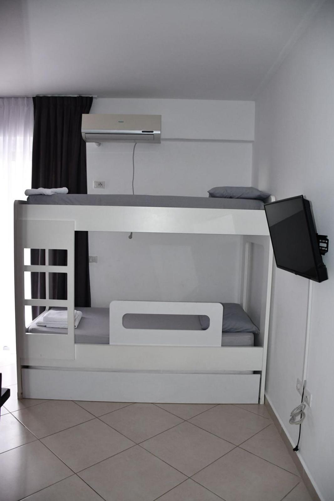 Shengjin Apartamente Antoni Exterior photo