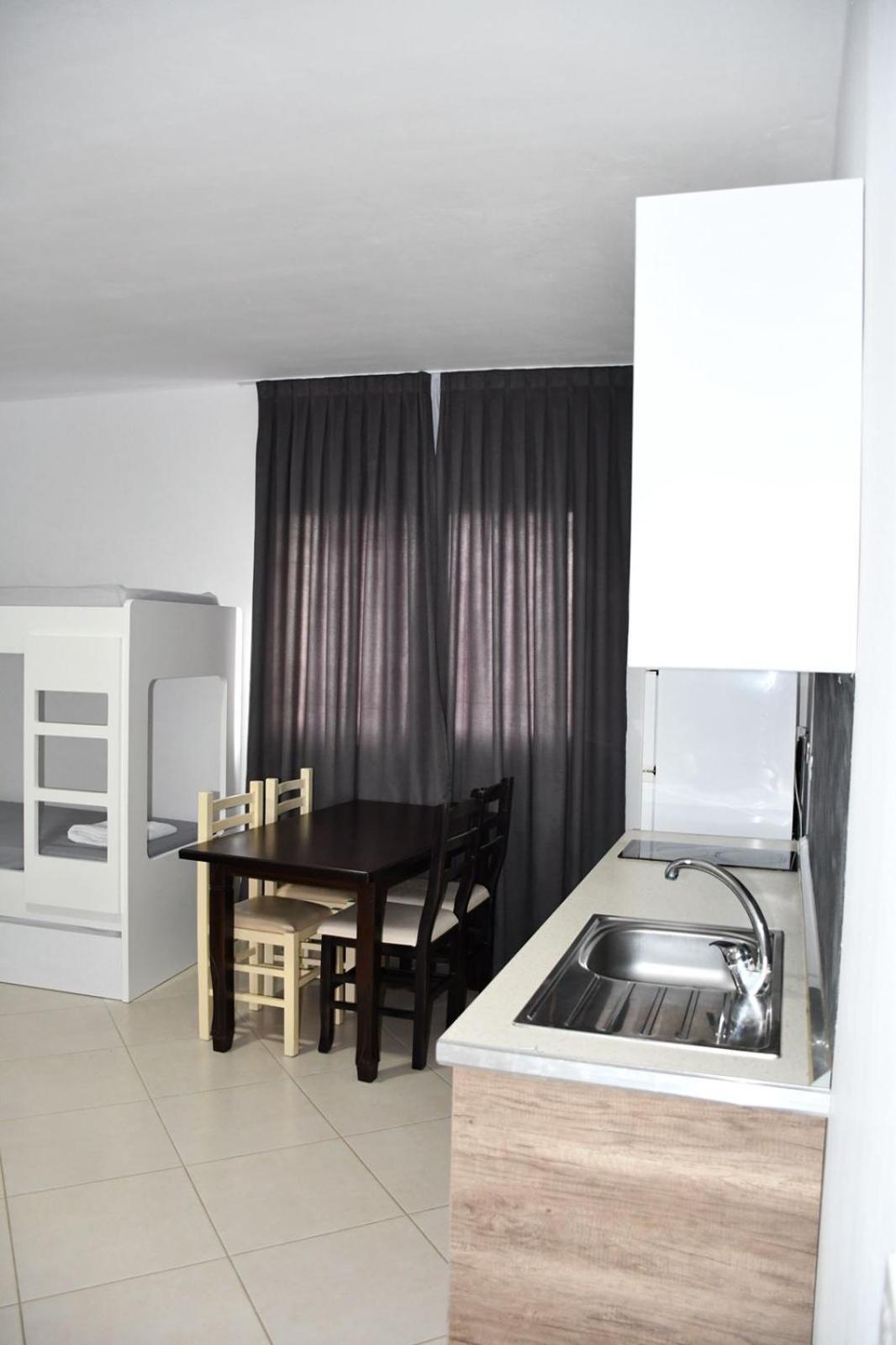 Shengjin Apartamente Antoni Exterior photo
